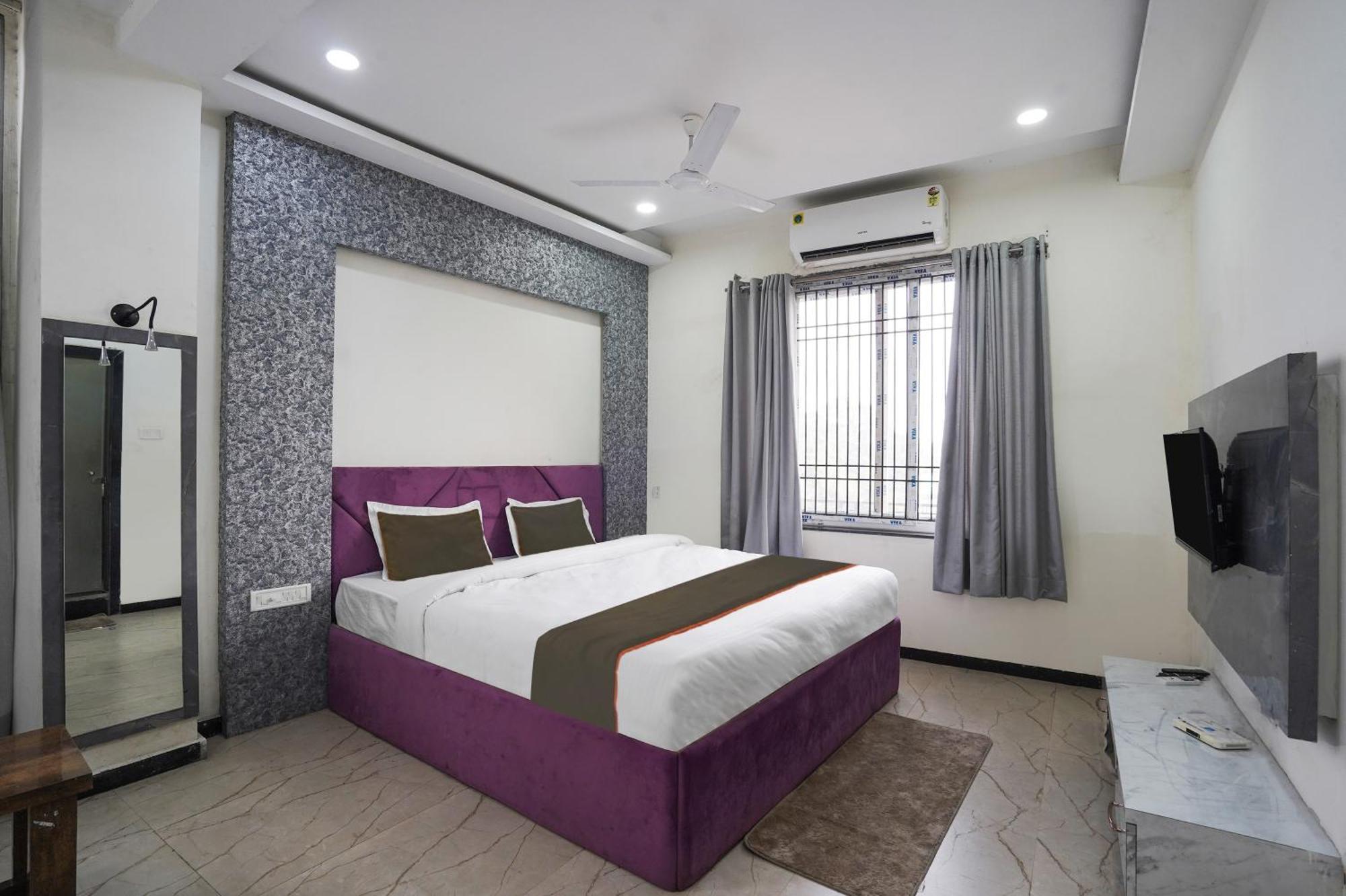 Townhouse Amanaka Formerly Hotel City Pride Rāipur Eksteriør bilde
