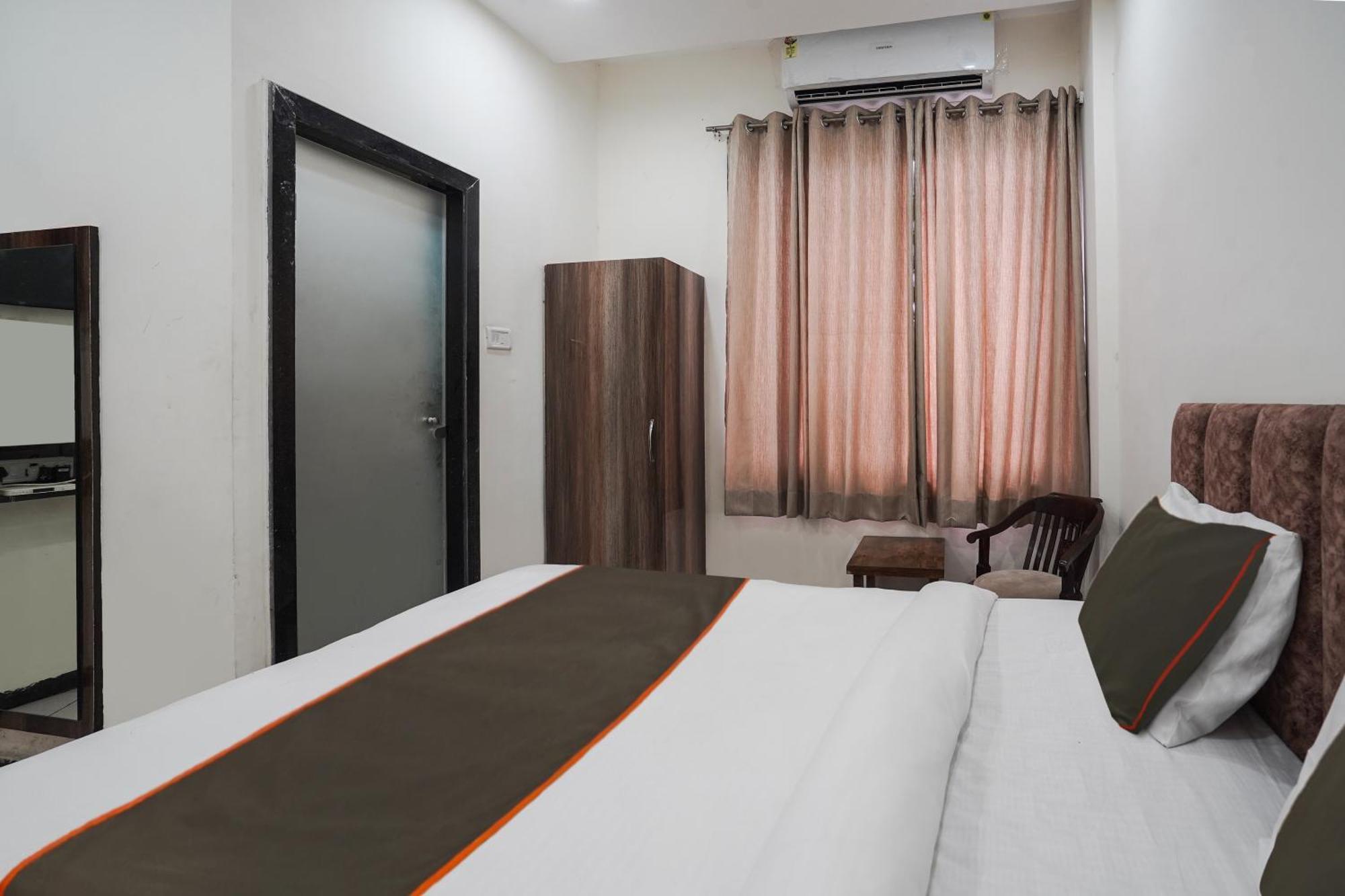 Townhouse Amanaka Formerly Hotel City Pride Rāipur Eksteriør bilde