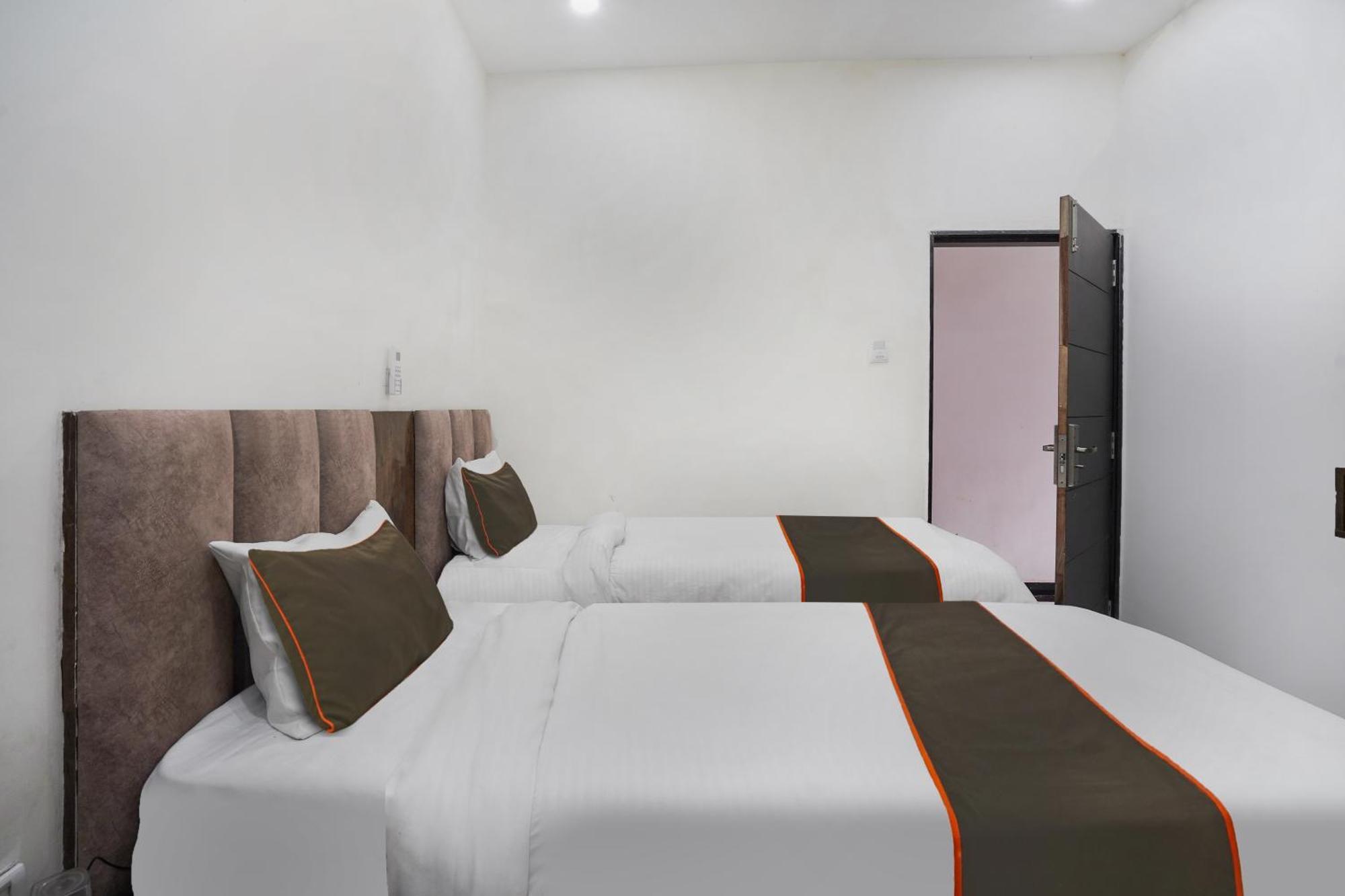 Townhouse Amanaka Formerly Hotel City Pride Rāipur Eksteriør bilde